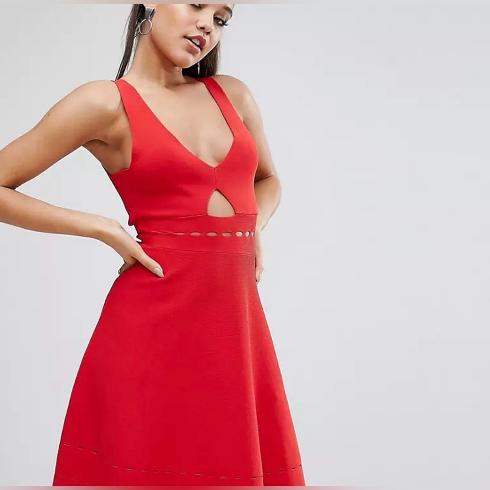 NWOT Kendall + Kylie Bright Red Pointelle Peep Front Open Back Cocktail Dress -L